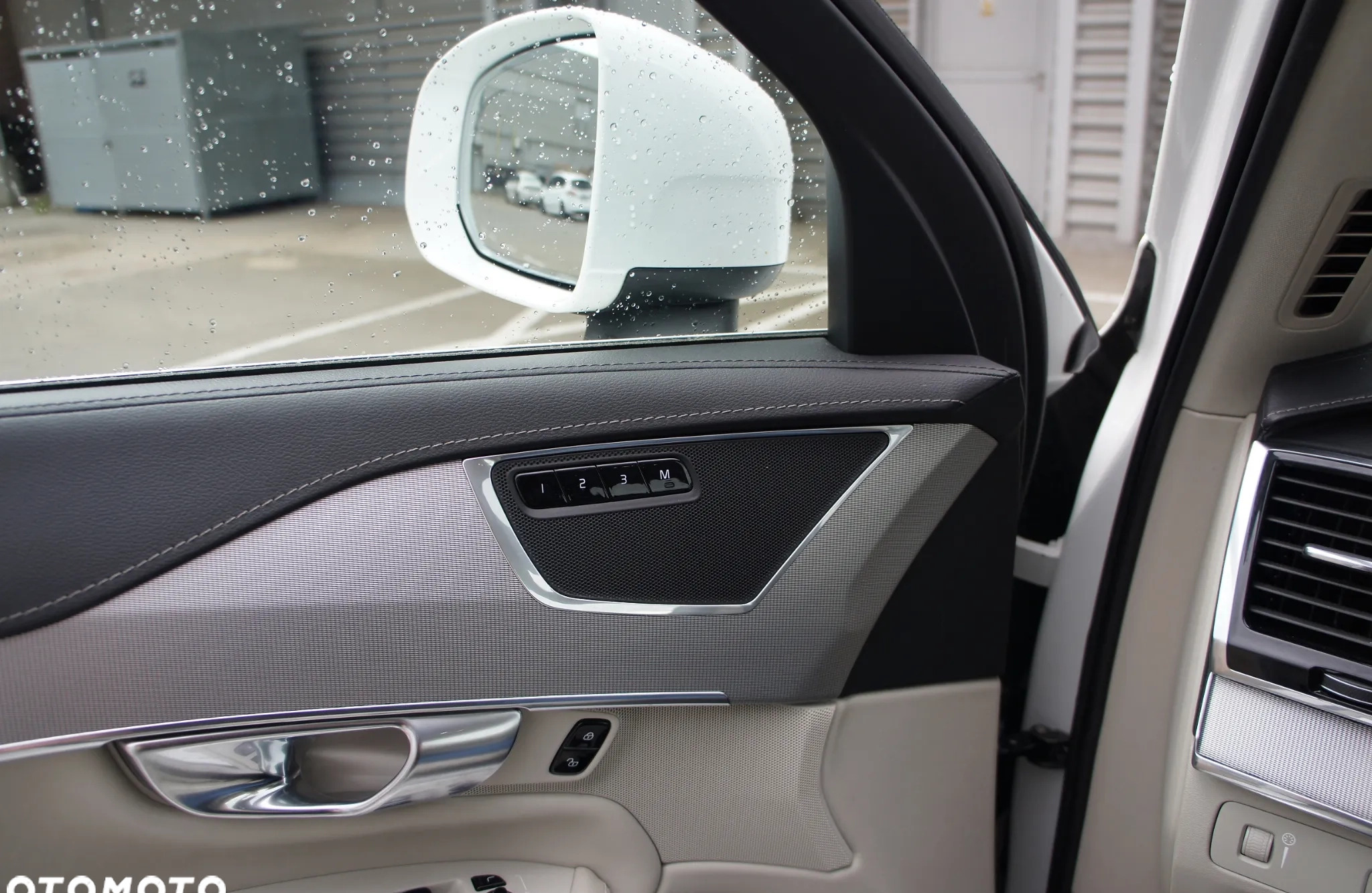 Volvo XC 90 cena 159900 przebieg: 180000, rok produkcji 2019 z Ząbki małe 379